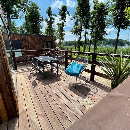 Xoxo Lake House Gizycko Exterior photo